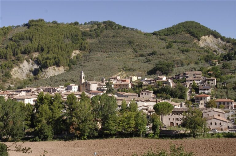 LA STORIA DI BELFIORE DI FOLIGNO