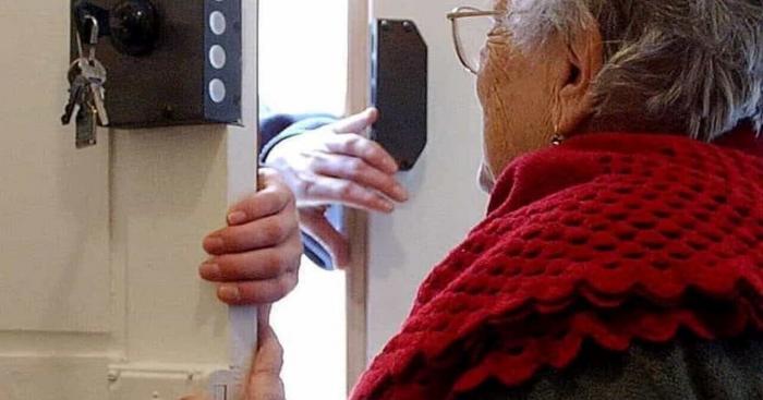 COME DIFENDERE GLI ANZIANI DA TRUFFE E RAGGIRI