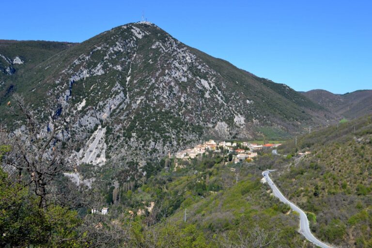 FOLIGNO: UN TESORO NEL CUORE DEL MONTE DI PALE